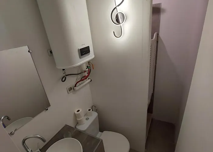 Le Cazaubon T2 Pkg Halles Et Foirail * 포